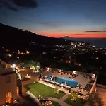 Villa Rentals- Kalisa *