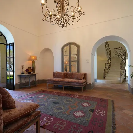 Villa Rentals- Kalisa