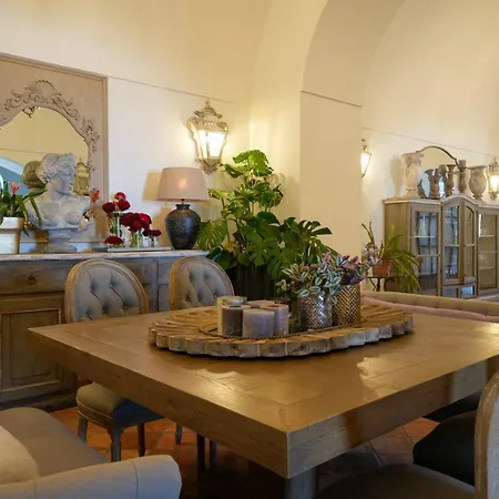 Villa Rentals- Kalisa *