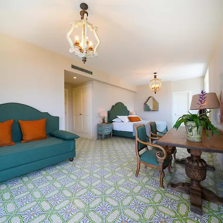 Villa Rentals- Kalisa