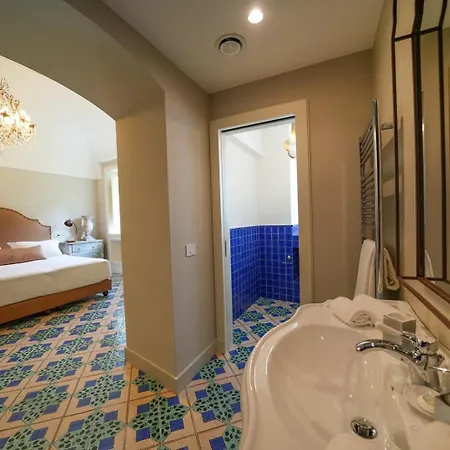Rentals- Kalisa Villa Sorrent